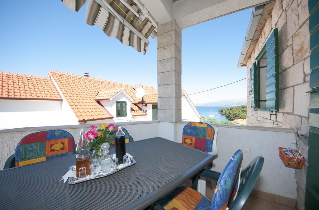 Apartments Gorana Splitska Luaran gambar