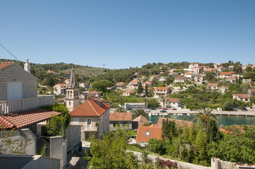Apartments Gorana Splitska Luaran gambar